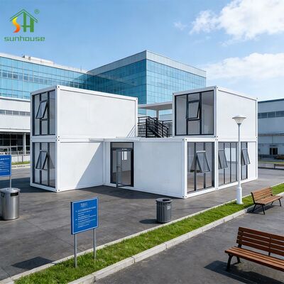 Bom preço Vila de contêineres modulares de estrutura de aço galvanizado reforçado com painéis de parede isolados de alto desempenho e layout personalizável on-line
